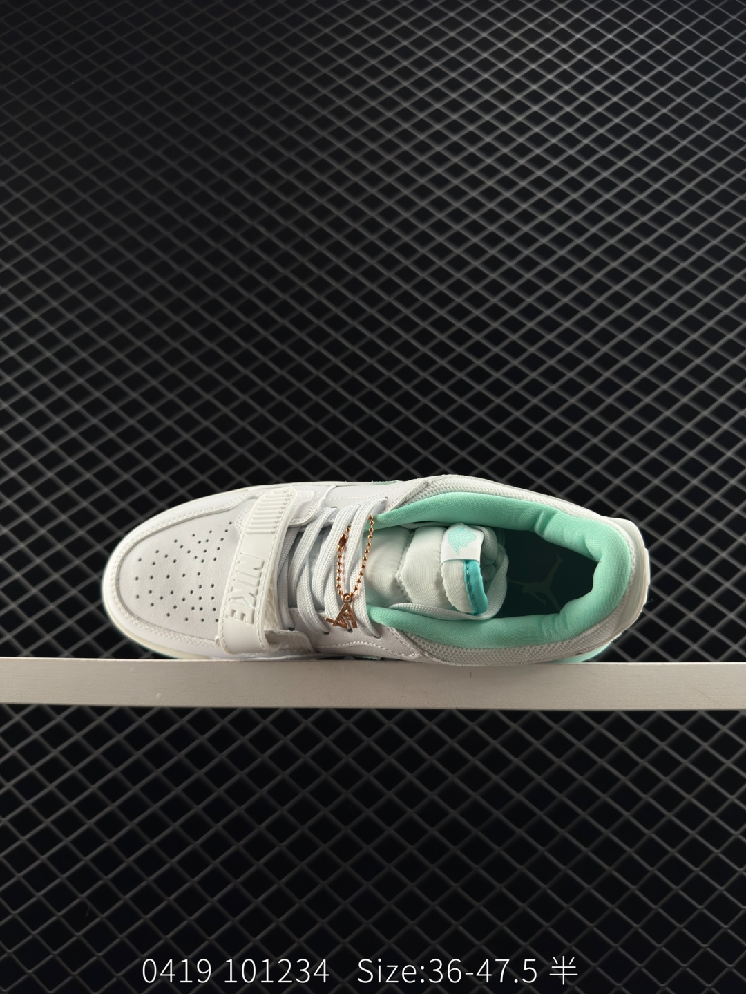 Nike Air Jordan Legacy 312